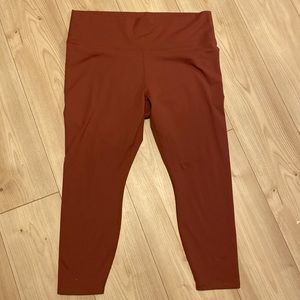 NWOT FABLETICS POWERHOLD HIGHWAISTED LEGGINGS.